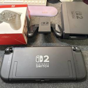 Switch2港版馬車同捆版本加上ns2pro手柄。坦白講 玩嘅少，我純為了和朋友聚會突然拿...
