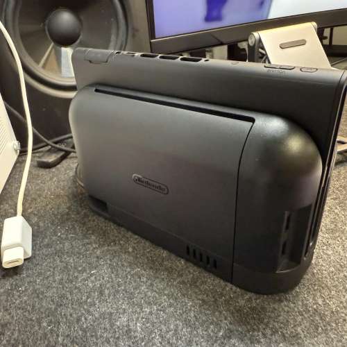 Switch2港版馬車同捆版本加上ns2pro手柄。坦白講 玩嘅少，我純為了和朋友聚會突然拿...