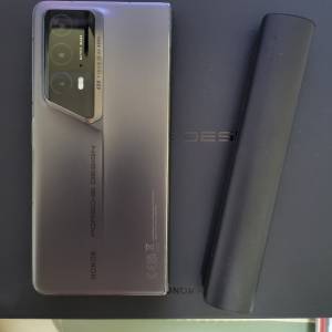 港行 Honor V2 RSR  Porsche Design  16+1TB 保養到 2027年6月