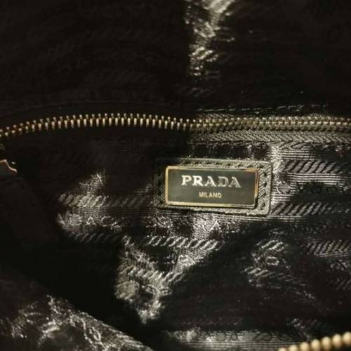 Prada 腰包