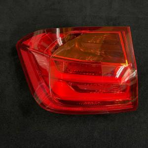 BMW F30 REAR LEFT SIDE PANEL TAILLIGHT 左尾冚燈 63217312845