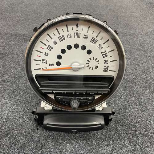 MINI COUNTRYMAN R60 原廠錶板，AUTO RADIO連TRIM