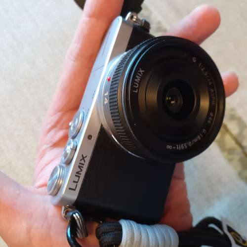 dmc gm1 with lumix 14mm 2.8