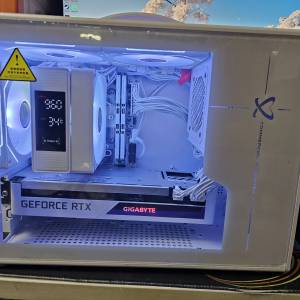Itx. 全白主機