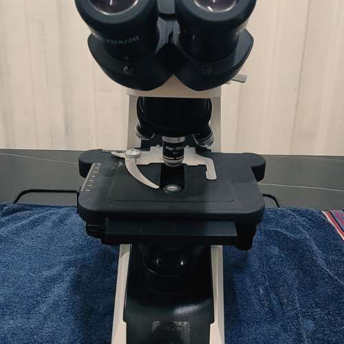 BM2100 Microscopio a luce trasmessa trinoculare 透射顯微鏡