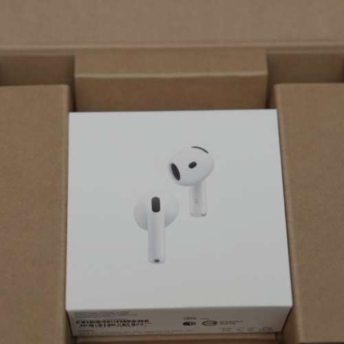 apple 全新 airpods 4 降噪耳機