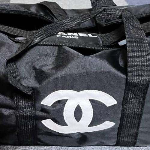 Chanel 黑色旅行袋健身袋