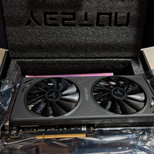 RTX 5060 8G顯示卡