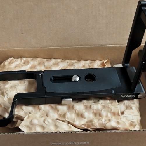 Foldable L Shape Mount Plate for Canon R8/RP