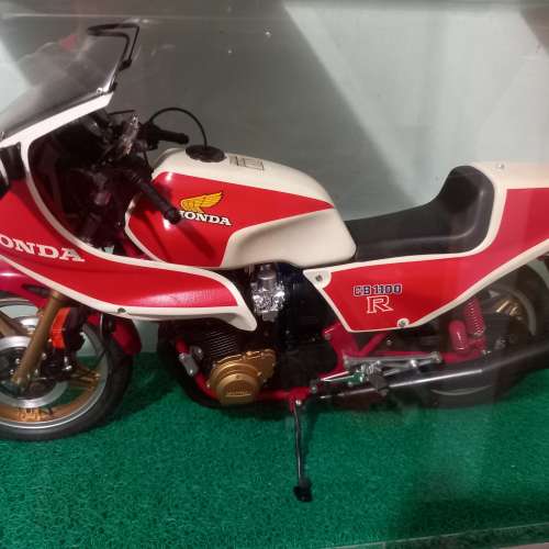 Tamiya 三星 1:6 電單車塑膠模型成品