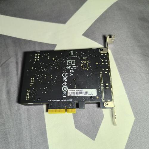 ASUS USB4 PCIE GEN4 CARD 主機板擴展卡
