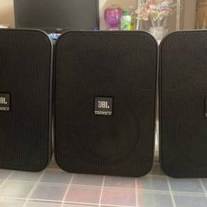 JBL CONTROL X ( 3隻不散賣 ）跟掛架