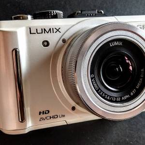 9成新Lumix M43 經典 GF1罕有靚仔白色機身配 Lumix 12-32mm或 Olympus 14-42 IIR k...