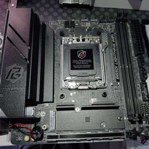ASRock B650I Lightning WiFi ITX AM5