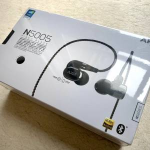 AKG N5005