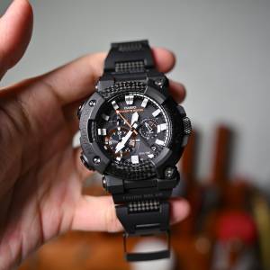 95%new Gshock 日版 GWF A1000XC 1AJF 超輕碳纖維 七代蛙人 藍寶石玻璃 藍芽