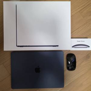 Apple Macbook Air M4 15吋 (午夜暗色)