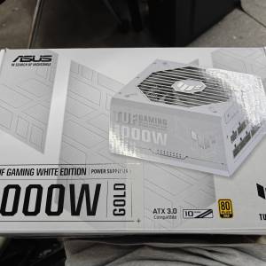 ASUS TUF Gaming 1000W Gold Fully Modular PSU 白色