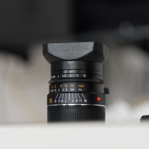 Leica summarit  35 mm F2.5