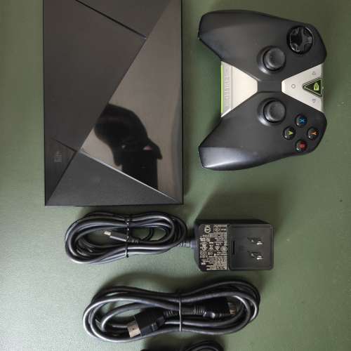 nvidia shield tv pro P2571 少用主機9成新