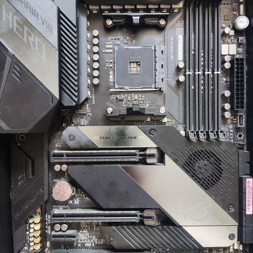 ASUS X570 ROG Crosshair VIII Hero (WI-FI)