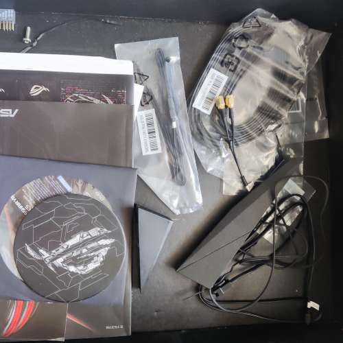 ASUS X570 ROG Crosshair VIII Hero (WI-FI)