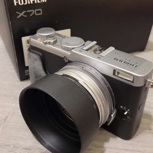 Fujifilm X70 有盒，有原裝鏡頭蓋