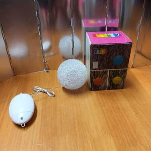全新 LIVIN COLORS GLOBE LITE $5