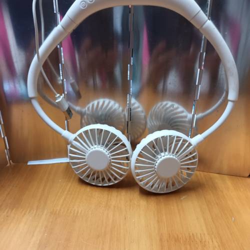 USB 掛頸風扇 $20