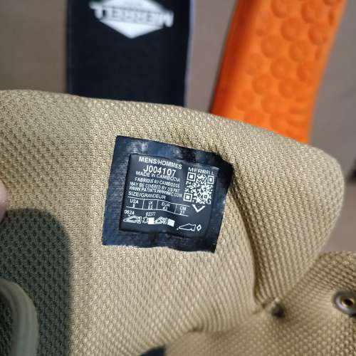 美國MERRELL高筒側拉鍊防水軍靴(EUR43)