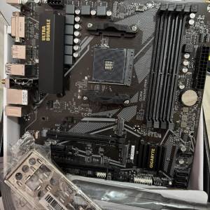 Gigabyte B550M DS3H AC (rev. 1.7) AM4 mATX motherboard 底板