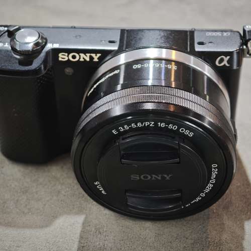 sony a5000 + 16-50 E 索尼 16mm 50mm 跟2電一充 連肩帶 功能對焦操作性能正常 鏡片...