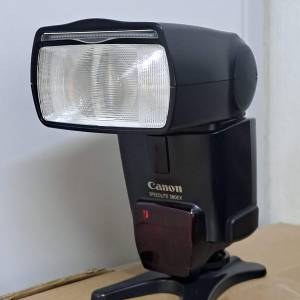 九成新 Canon 580EX 閃光燈