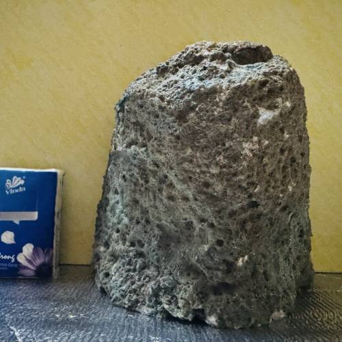 原皮瑪瑙大牙紫水晶洞（水泥底）Large Toothed Amethyst Agate Geode Cave