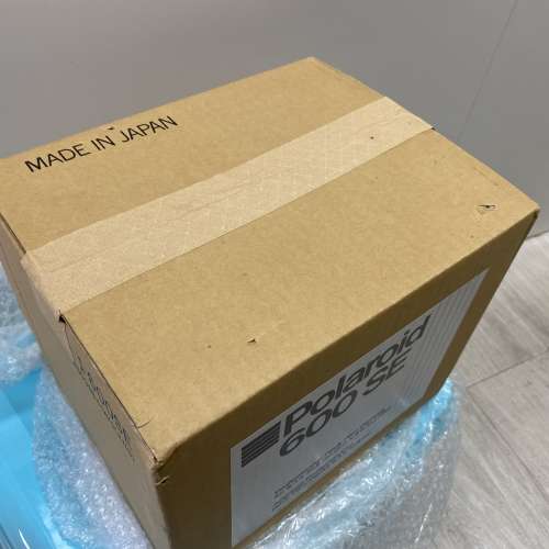 Polaroid 600 SE body