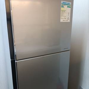 今日下午晚上送微波爐 日立雪櫃 變頻慳電 送汽啤酒  你有車送你上車 電梯貨𨋢 入面...