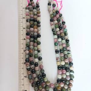 一手四條碧茜寶石珠串8mm16吋，共售500元。單一條180元，no.D20.7.25