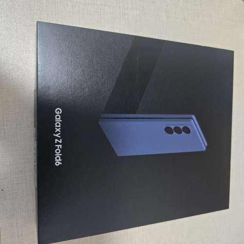 全新未開封Samsung Galaxy Z Fold 6 256GB Navy