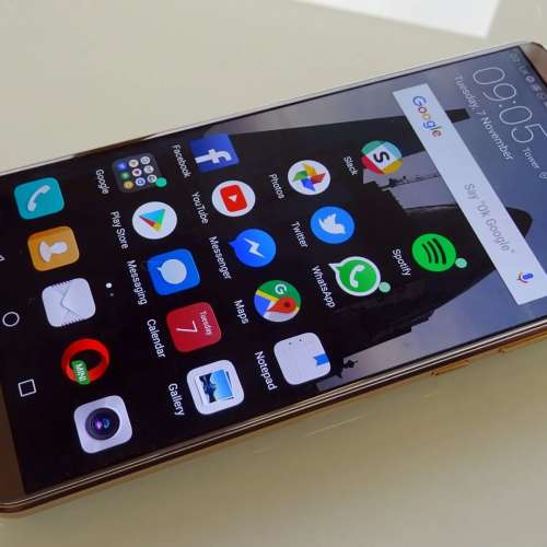 華為 Huawei Mate 10 (4+64)