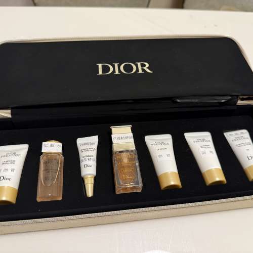 Dior Prestige 旅行套裝