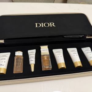 Dior Prestige 旅行套裝