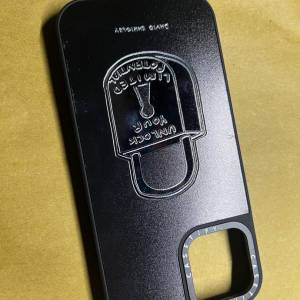 iPhone 12pro / 15pro手機硬殻一個