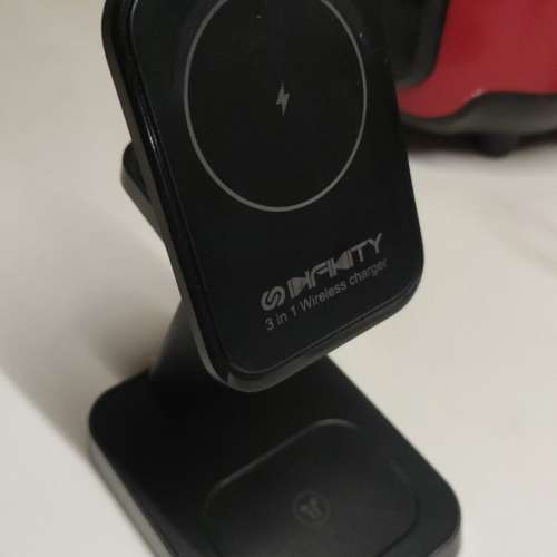 Infinity 3合1 MagSafe 22W 磁吸無線充電器 M3