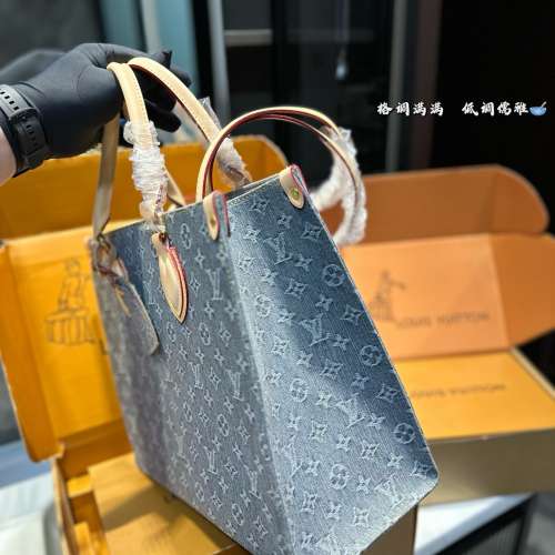 LV onthego 新款丛林包