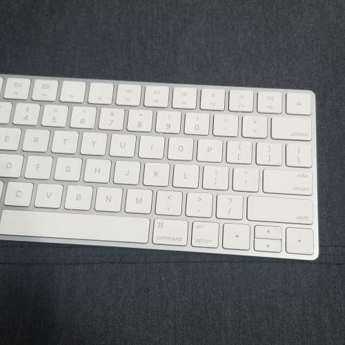 Apple Wireless Keyboard & Mouse Lightning充電