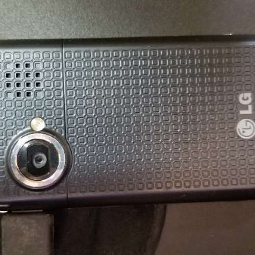 LG KS660  原裝香港行貨手機一套