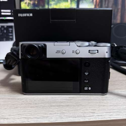 Fujifilm x100vi 銀色