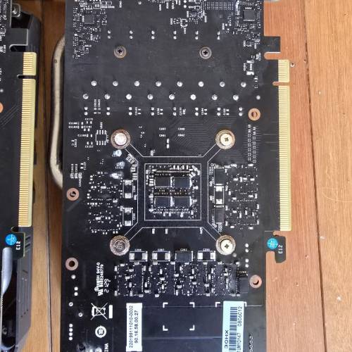 七彩虹30HX挖礦顯示卡