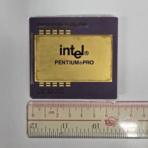 1995年 Intel Pentium Pro CPU