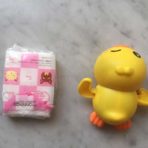 $10 100% 全新 嬰兒 寶寶 洗澡 用 手動上鏈玩具 - 小黃鴨